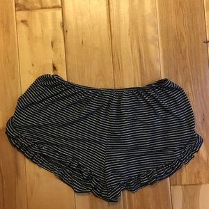Brandy Melville Flow shorts